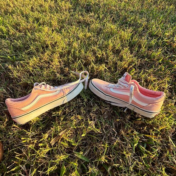 KIDS VANS - Picture 1 of 3